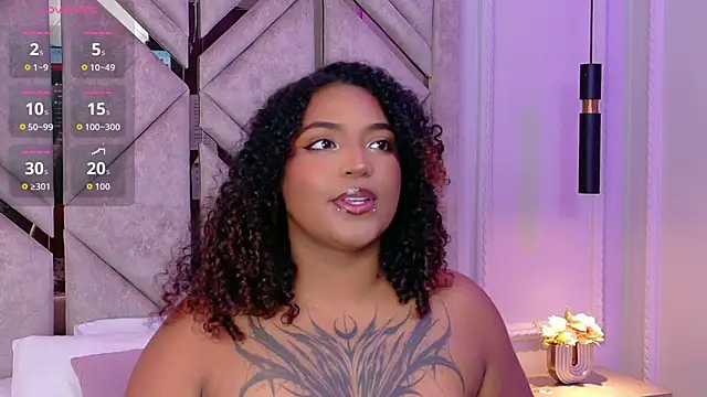 Snapshot of Cristal-Jonnes chatting on February 19, 2026, 3:03 am Cristal-Jonnes online show from February 19, 2026, 3:03 am