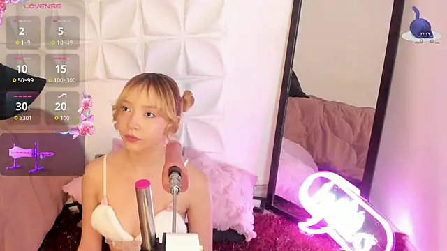 JuliethMoss online show from September 24, 2025, 8:59 pm