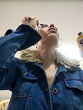 Pamelamiler   online show from January 17, 2026, 12:09 pm