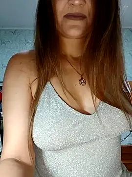 Viola3102 online show from October 14, 2025, 5:24 pm