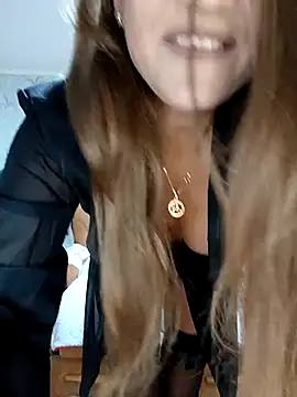 Viola3102 online show from September 20, 2025, 5:07 pm