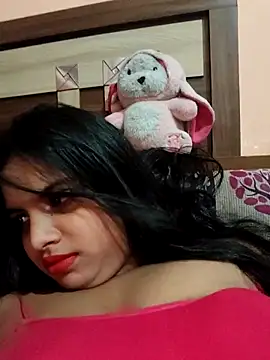 Maahhii 2 online show from May 18, 2026, 9:30 pm