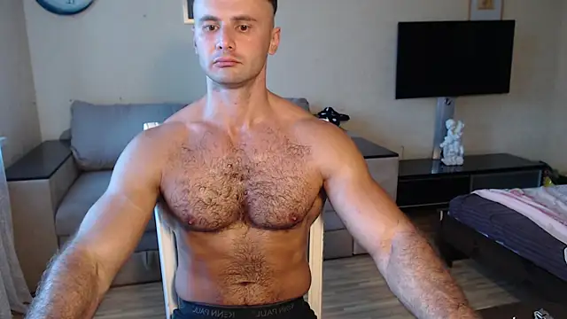 muscle uncut online show from September 20, 2025, 1:05 pm
