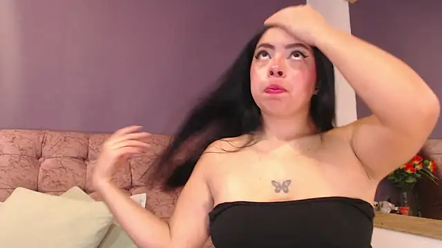 KateWelsin online show from April 4, 2026, 4:24 pm