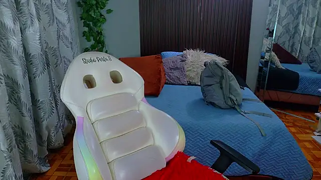 kataleya 29 online show from March 24, 2026, 8:42 pm