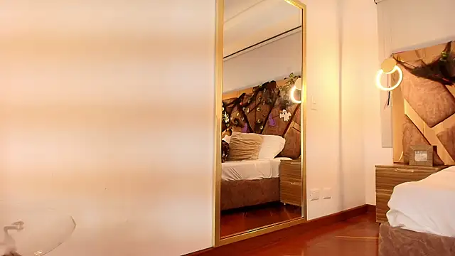 zarah andrew   online show from October 11, 2025, 2:51 pm