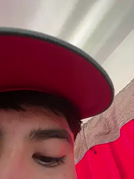 Barrx0018 online show from April 26, 2026, 5:32 pm