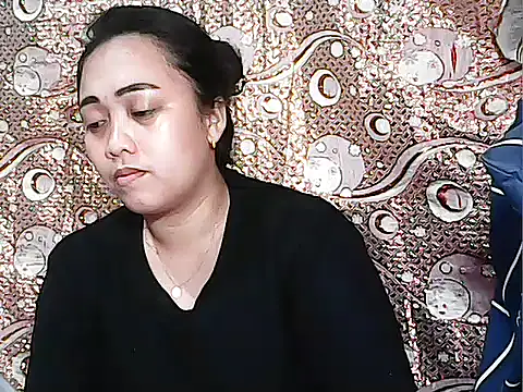 Pinay Chubby20 online show from November 10, 2025, 1:05 pm