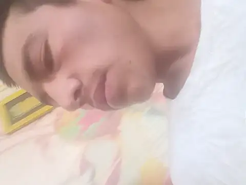 Snapshot of Narckse chatting on November 17, 2025, 9:41 pm Narckse online show from November 17, 2025, 9:41 pm