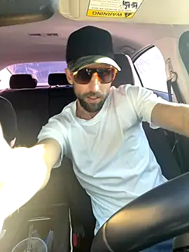 Snapshot of thejohnryancollection chatting on November 13, 2025, 10:24 pm thejohnryancollection online show from November 13, 2025, 10:24 pm