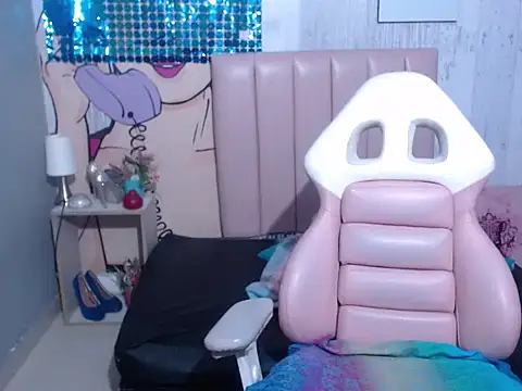 Snapshot of Cary_Addisson chatting on November 29, 2025, 2:28 pm Cary Addisson online show from November 29, 2025, 2:28 pm