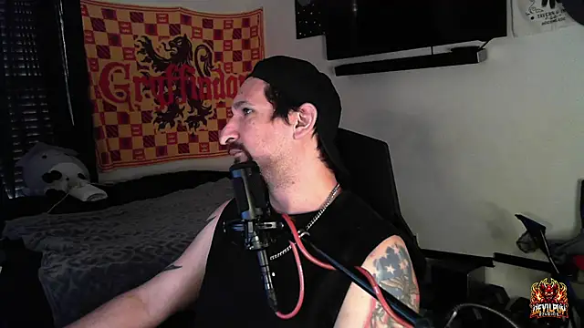 Snapshot of DevilPup75_ chatting on September 26, 2025, 2:24 pm DevilPup75 online show from September 26, 2025, 2:24 pm