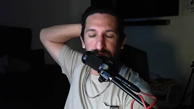 Snapshot of DevilPup75_ chatting on September 8, 2025, 11:15 pm DevilPup75 online show from September 8, 2025, 11:15 pm