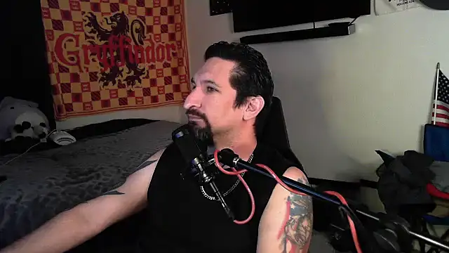 Snapshot of DevilPup75_ chatting on September 25, 2025, 1:17 pm DevilPup75 online show from September 25, 2025, 1:17 pm