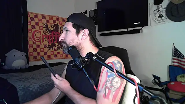 Snapshot of DevilPup75_ chatting on September 12, 2025, 8:41 pm DevilPup75 online show from September 12, 2025, 8:41 pm