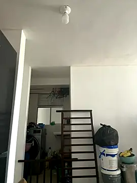 Valen1800 online show from October 19, 2025, 6:21 pm