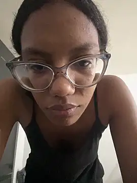 Valen1800 online show from February 27, 2026, 2:45 am