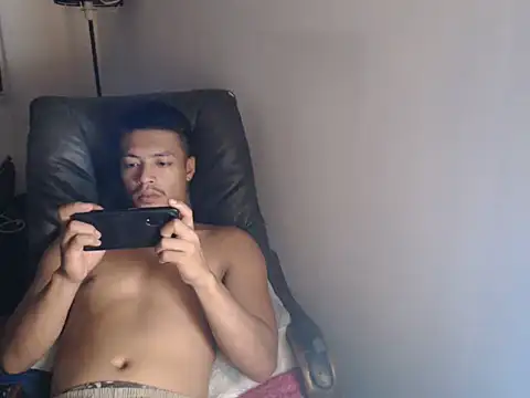 Snapshot of Asian_gregor chatting on June 1, 2026, 4:28 pm Asian gregor online show from June 1, 2026, 4:28 pm