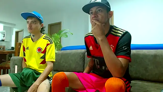 skinny23cm online show from February 2, 2025, 9:40 am