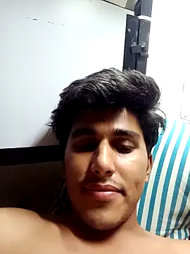 Snapshot of HarryChoudhary21 chatting on November 28, 2025, 7:58 pm HarryChoudhary21 online show from November 28, 2025, 7:58 pm