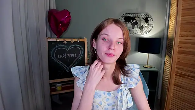 Madelaineses online show from October 5, 2025, 10:50 am