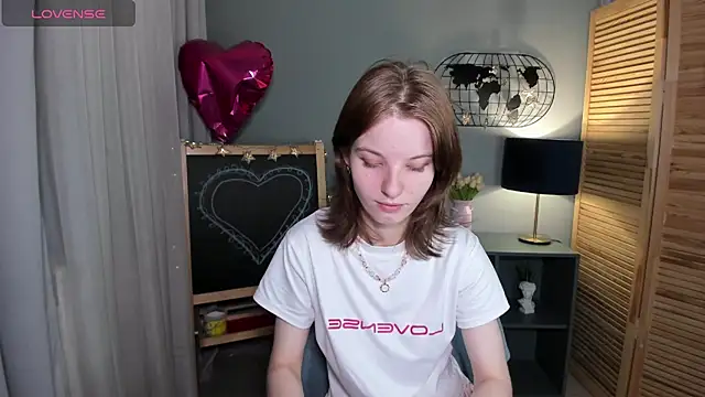 Madelaineses online show from September 17, 2025, 8:49 am