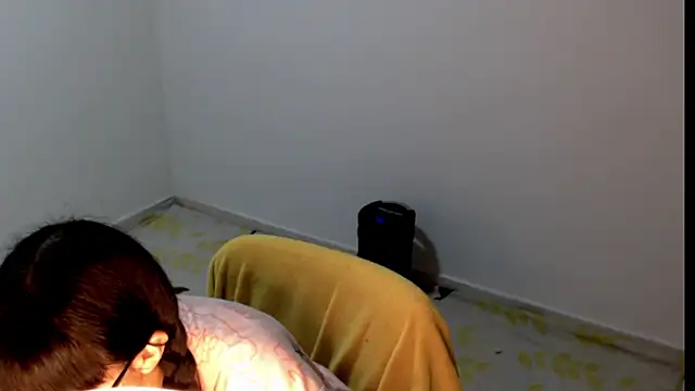 meganmiauu online show from May 27, 2026, 2:02 pm