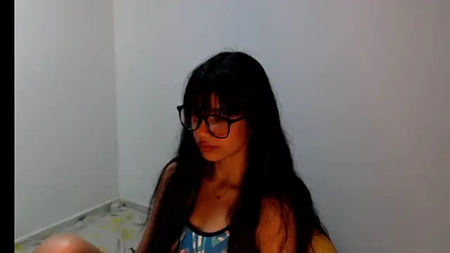 meganmiauu online show from June 16, 2026, 2:22 am