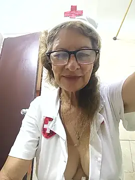 MaryeLunna online show from January 10, 2026, 12:44 pm