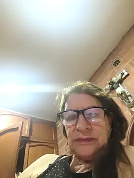 MaryeLunna online show from January 13, 2026, 12:58 am