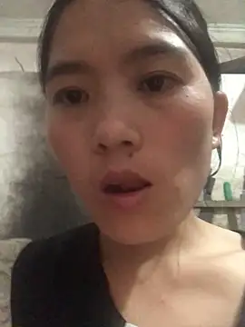 Maymay97 online show from September 12, 2025, 2:06 pm