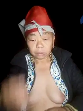 VangLe73 online show from February 2, 2026, 11:26 pm