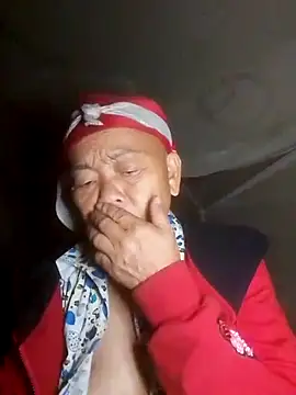 VangLe73 online show from October 27, 2025, 11:22 am