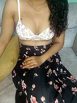 Snapshot of Tamilpallavi chatting on January 13, 2026, 8:24 pm Tamilpallavi online show from January 13, 2026, 8:24 pm