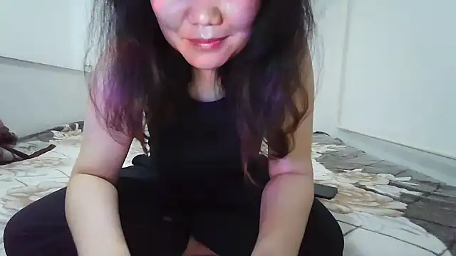 sakuradelreina online show from February 20, 2026, 6:32 pm