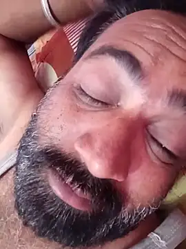 hard boy9455 online show from April 12, 2026, 1:31 am