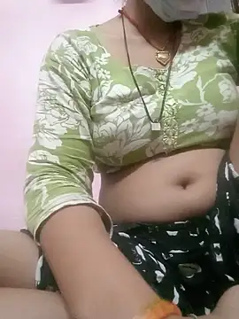 Snapshot of Hot_rasa chatting on July 18, 2026, 5:10 pm Hot rasa online show from July 18, 2026, 5:10 pm