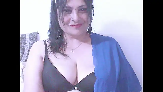 Indiansweetness77 online show from November 28, 2025, 5:24 pm
