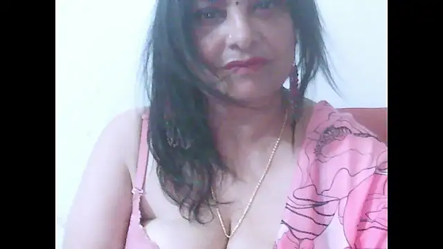 Snapshot of Indiansweetness77 chatting on February 1, 2026, 11:19 am Indiansweetness77 online show from February 1, 2026, 11:19 am
