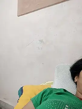 Snapshot of Soniya_Roy chatting on September 14, 2025, 1:17 am Soniya Roy online show from September 14, 2025, 1:17 am