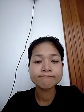 Snapshot of Xoxo_x20 chatting on October 13, 2025, 1:56 pm Xoxo x20 online show from October 13, 2025, 1:56 pm