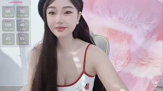 Snapshot of Crush-7ii chatting on September 29, 2025, 1:23 am Crush-7ii online show from September 29, 2025, 1:23 am