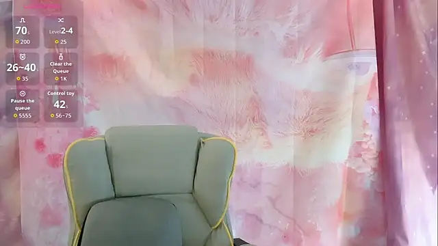 Snapshot of Crush-7ii chatting on December 20, 2025, 2:25 am Crush-7ii online show from December 20, 2025, 2:25 am