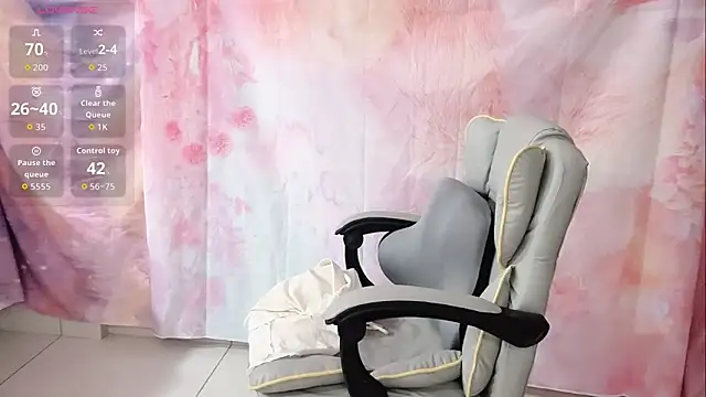 Snapshot of Crush-7ii chatting on February 15, 2026, 12:04 pm Crush-7ii online show from February 15, 2026, 12:04 pm