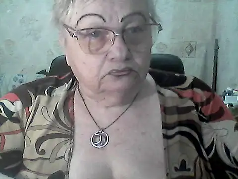 Snapshot of NatalieNorth chatting on May 6, 2026, 6:56 pm NatalieNorth online show from May 6, 2026, 6:56 pm