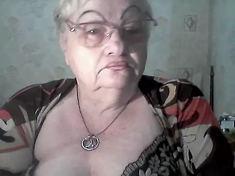 Snapshot of NatalieNorth chatting on May 7, 2026, 9:40 pm NatalieNorth online show from May 7, 2026, 9:40 pm