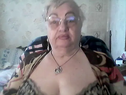 Snapshot of NatalieNorth chatting on May 5, 2026, 11:13 am NatalieNorth online show from May 5, 2026, 11:13 am