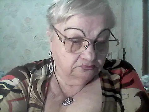 Snapshot of NatalieNorth chatting on May 12, 2026, 9:32 pm NatalieNorth online show from May 12, 2026, 9:32 pm