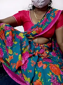 Cute Renuka online show from November 13, 2025, 6:50 am