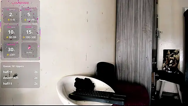 Rossedewitt  online show from March 9, 2026, 7:06 pm